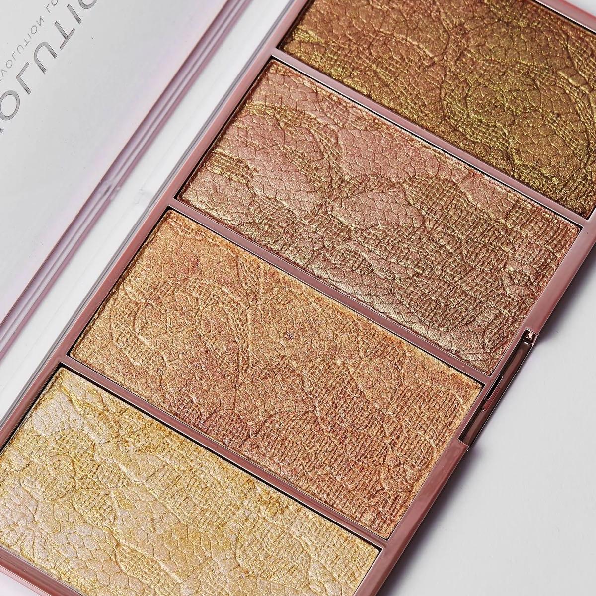 Revolution Vintage Lace Highlighter Palette